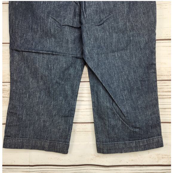 Dockers Woman's Capri Pants Size 10 Casual Fall - Picture 7 of 9